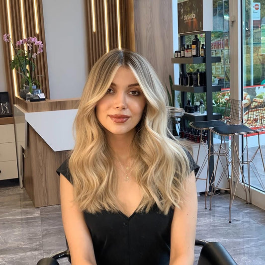 “VIVIAN” Lace Top Wig 18”