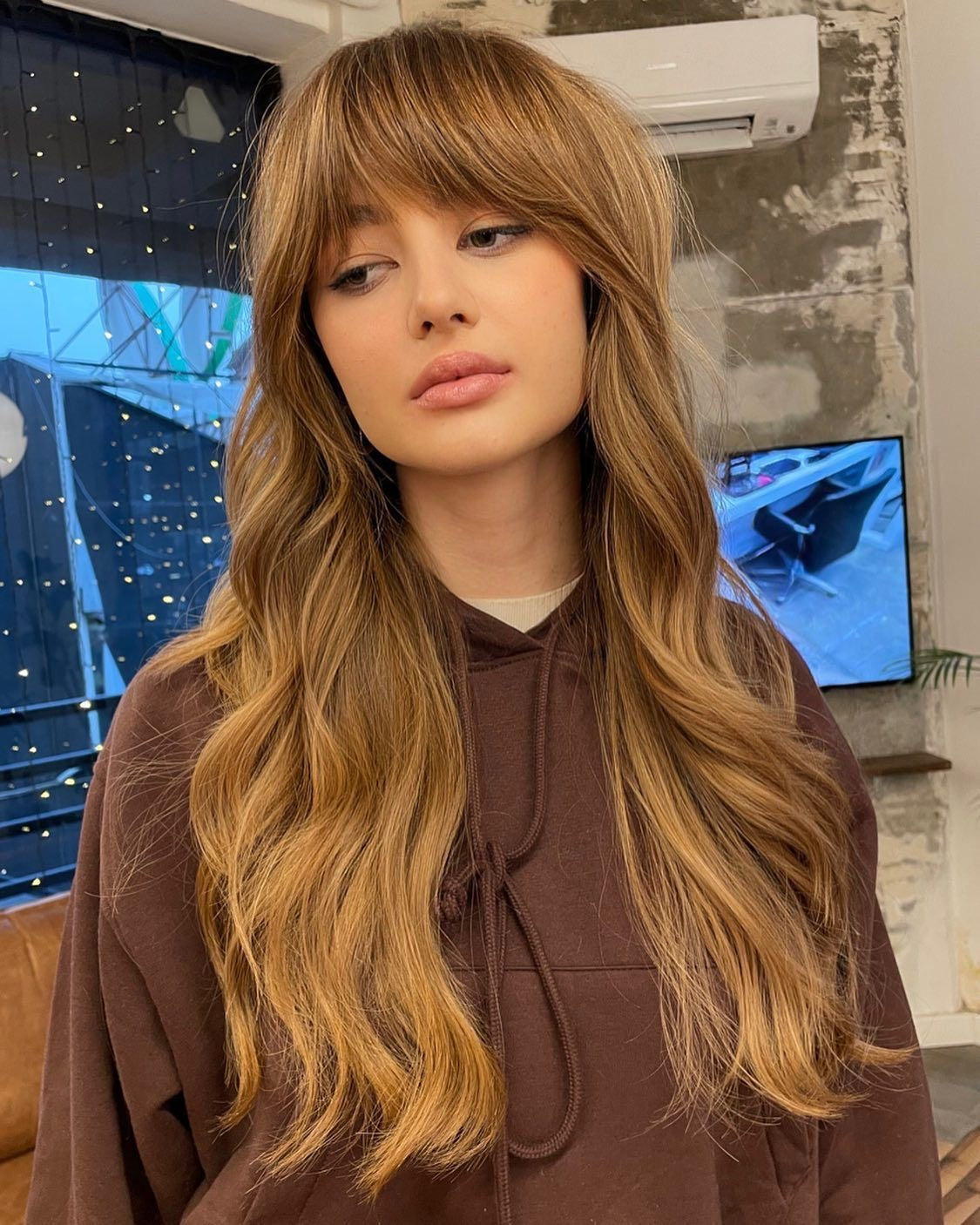 Caramel Honey Blonde Balayage Hair Sun-kissed Lowlights Wolf Cut Hairstyle Wig, 13x6 HD Invisible Full Lace Front Wig, 100% Virgin Human Hair Wig