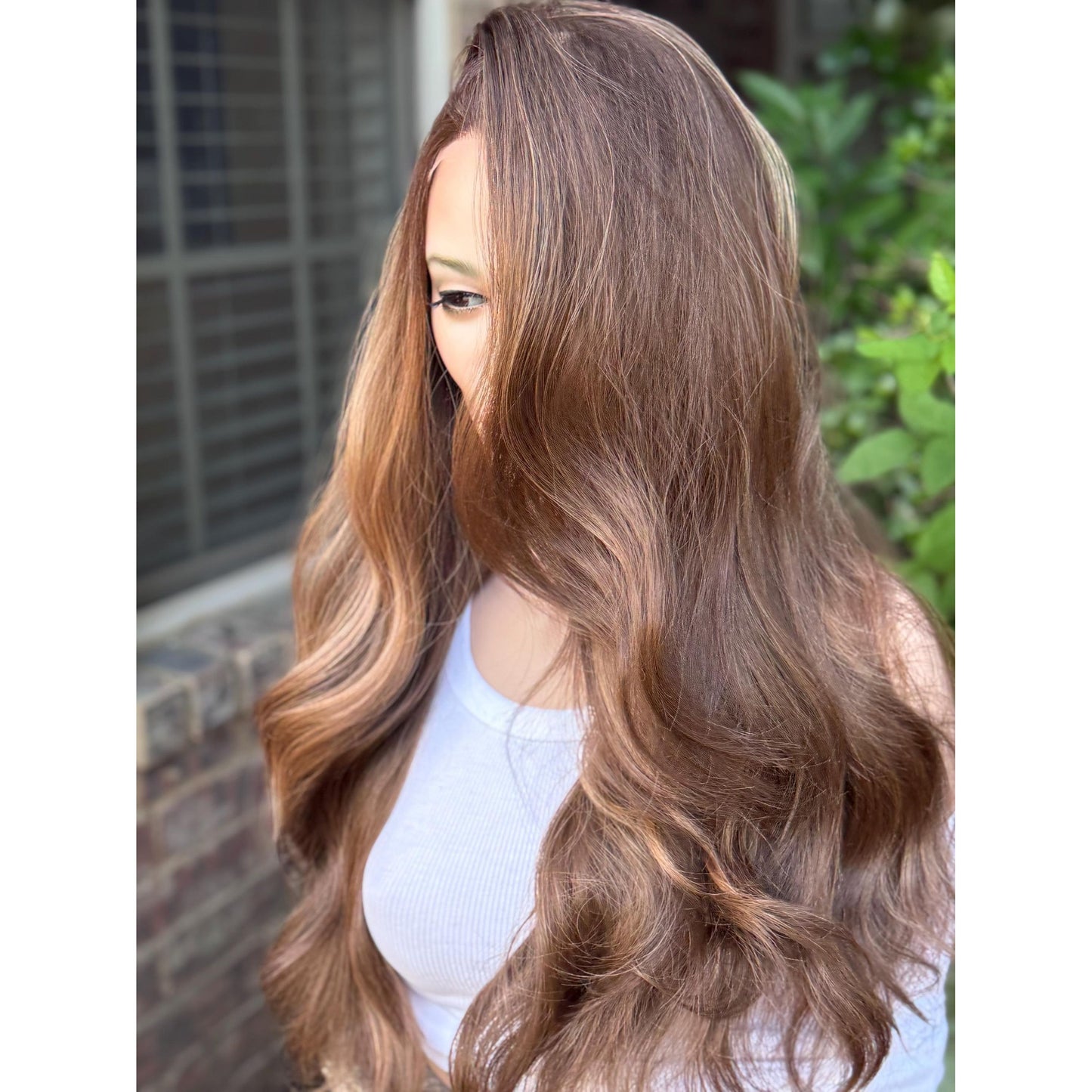 YSABELLA Caramel Brown Balayage Wig, Lace Front, 13x5 Hand-Tied, Sunset Blonde Hi-Lights Human Hair Blend, 20” Beach Waves Layered Hairstyle