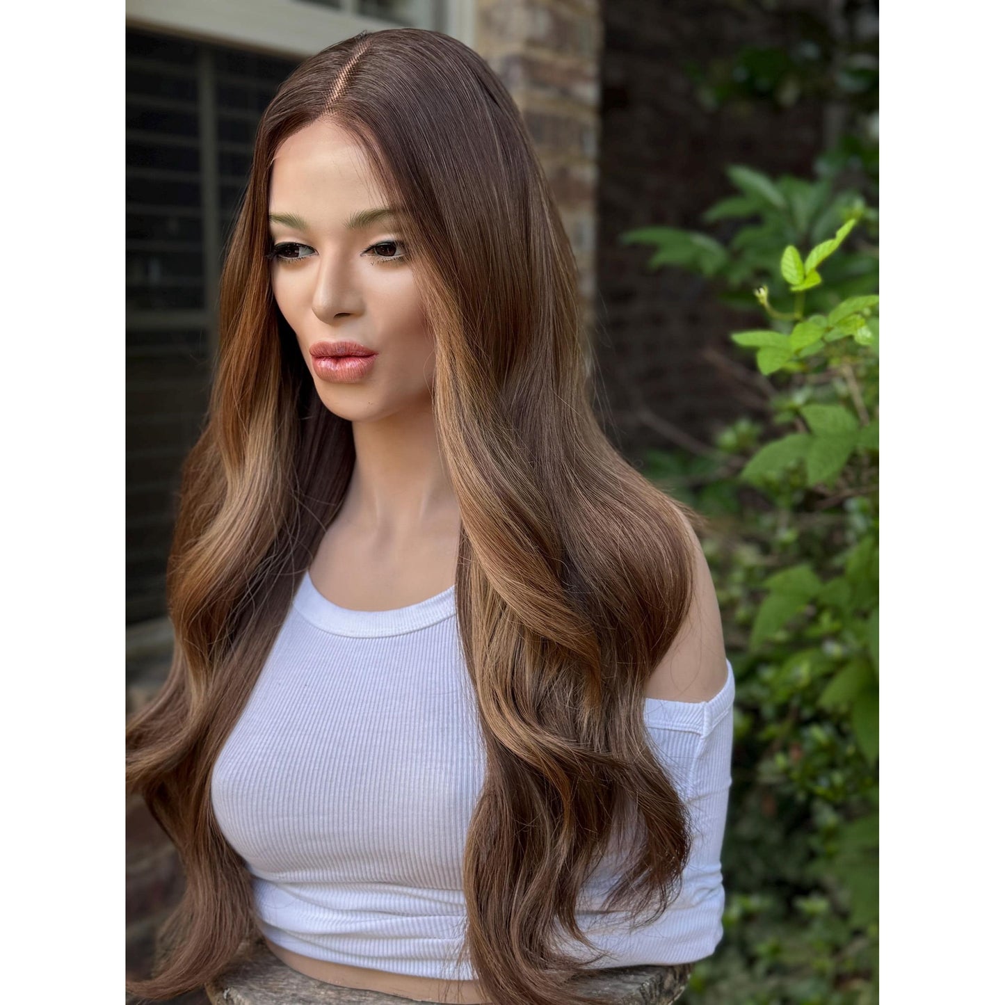 YSABELLA Caramel Brown Balayage Wig, Lace Front, 13x5 Hand-Tied, Sunset Blonde Hi-Lights Human Hair Blend, 20” Beach Waves Layered Hairstyle