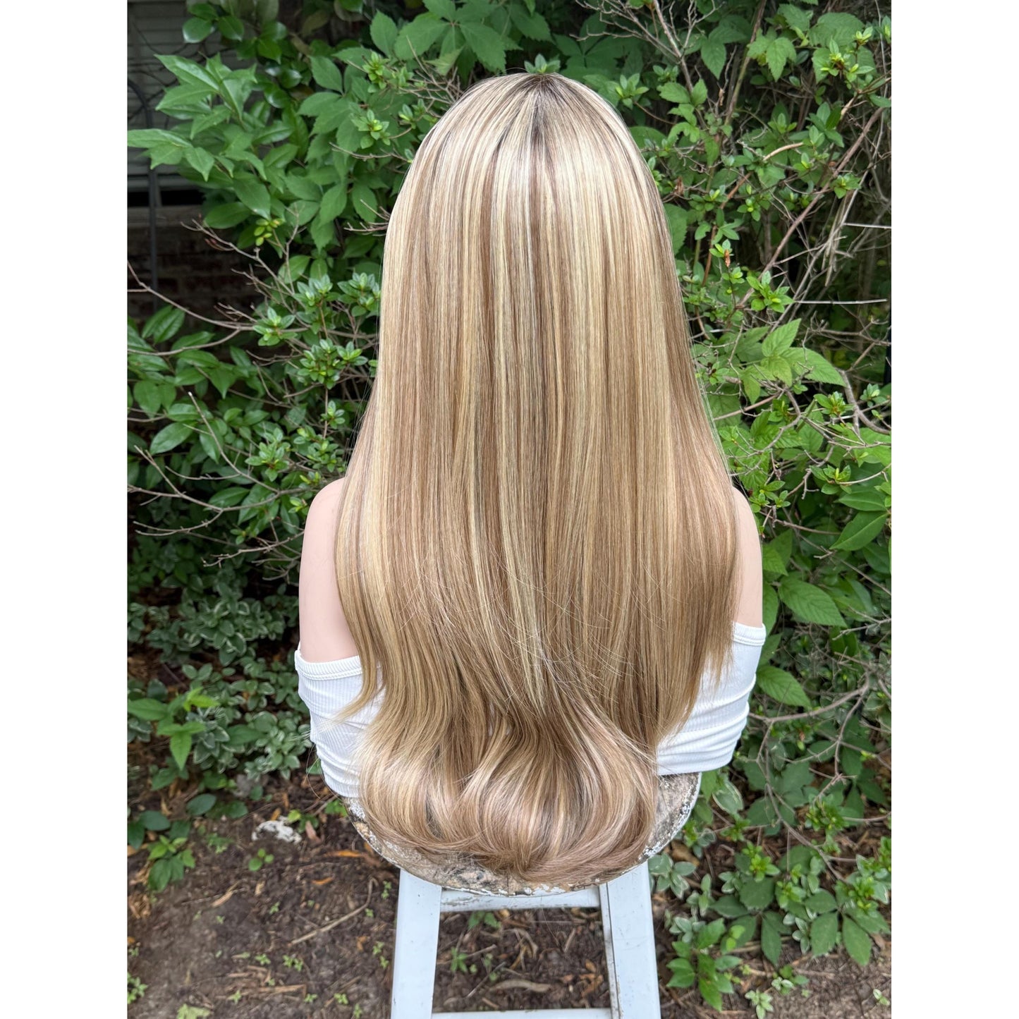 SUTTON Old Money Hamptons Blonde Wig, Lace Front, 13x4 Hand-Tied, Human Hair Blend