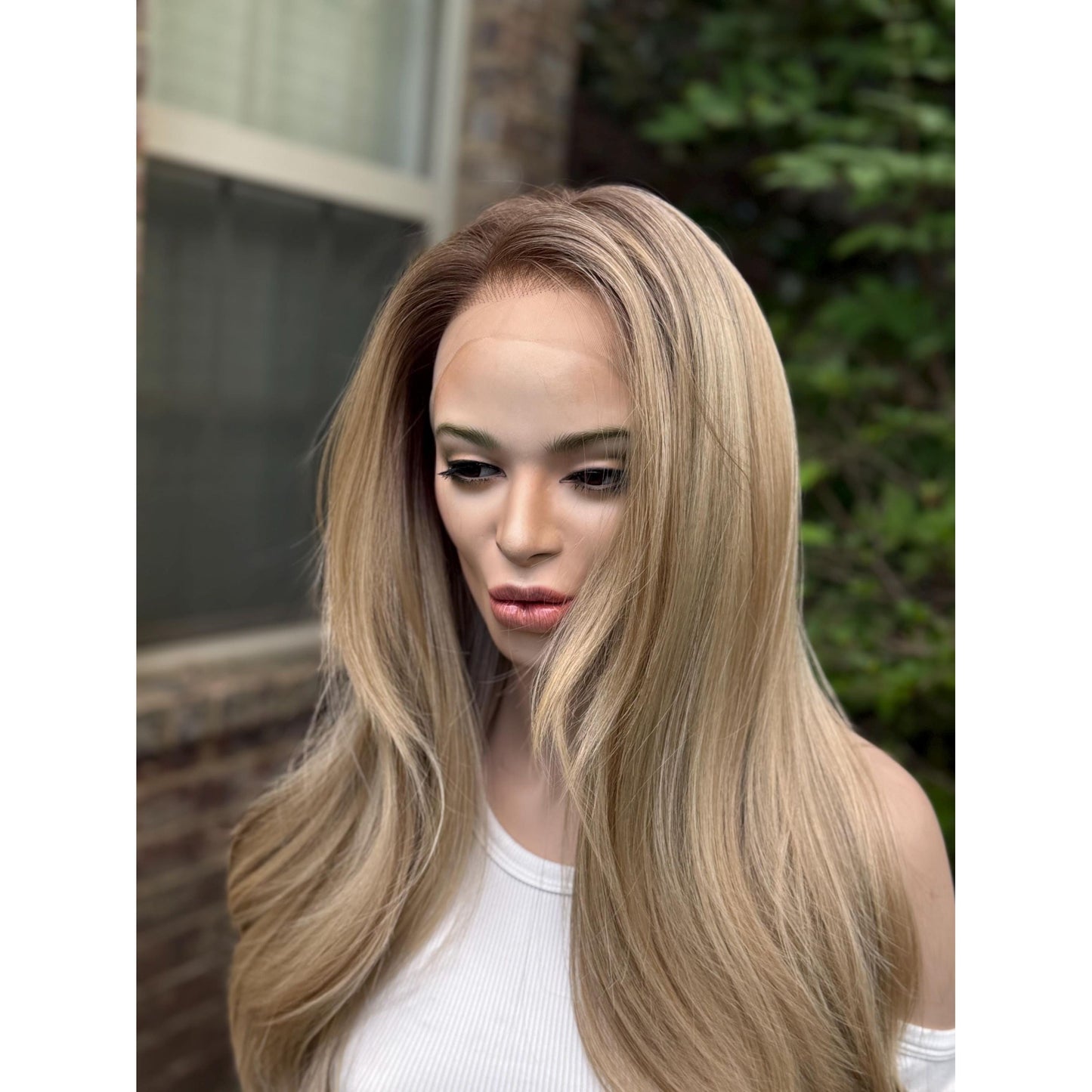 LAKELYNN Sugar Cookie Blonde Balayage Wig, Lace Front, 13x4 Hand-Tied, Human Hair Blend