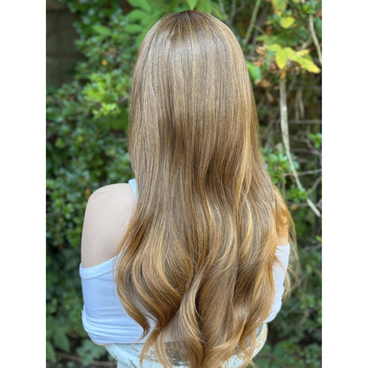 MEADOW Wavy Face Framing Feather Cut Human Hair Blend Wig, Brunette Caramel Brown Honey Blonde Balayage, Lace Front ( 22 Inch )