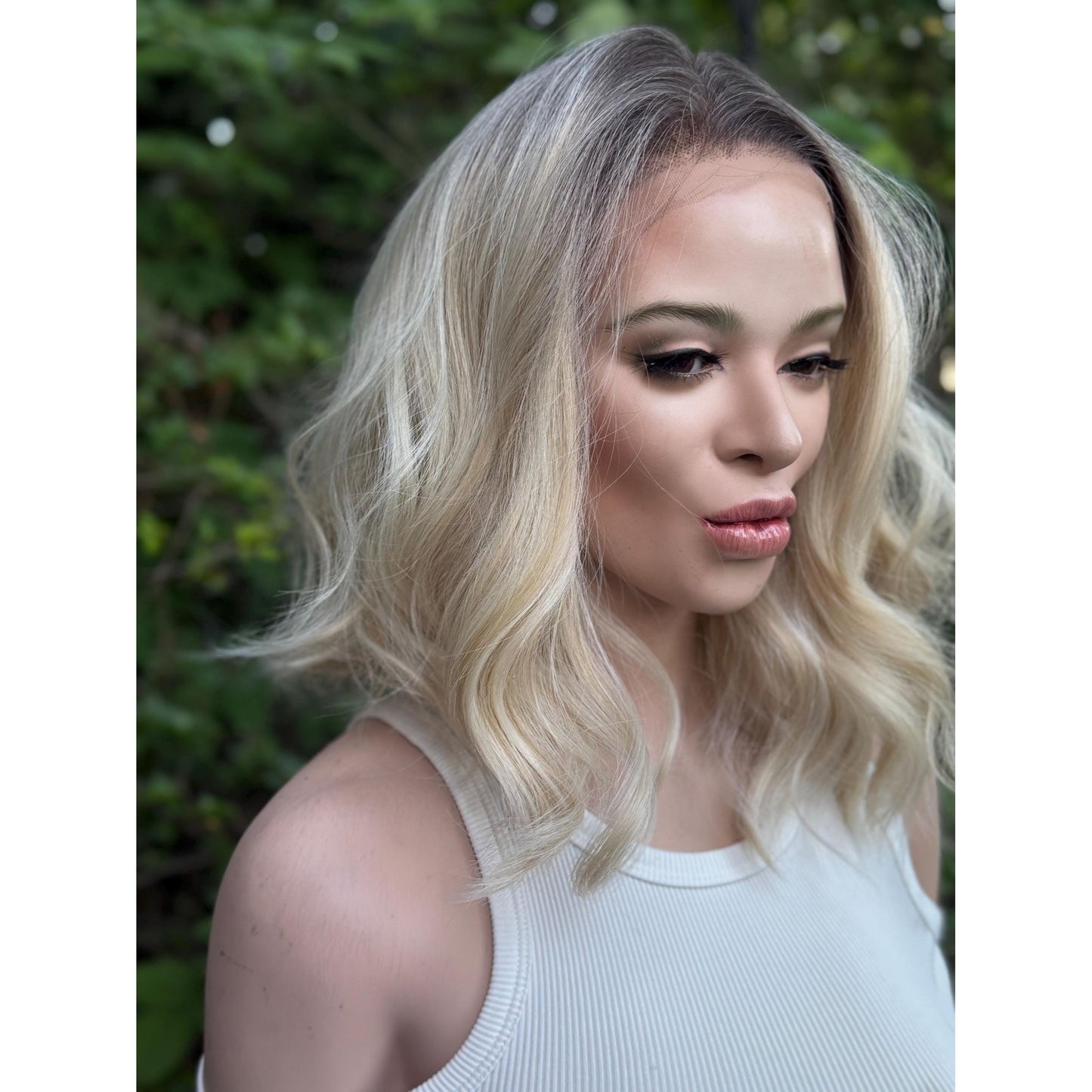 DIXIE Champagne Blonde Bob Wig, 12” Textured Tousled Human Hair Blend Lace Front Wig