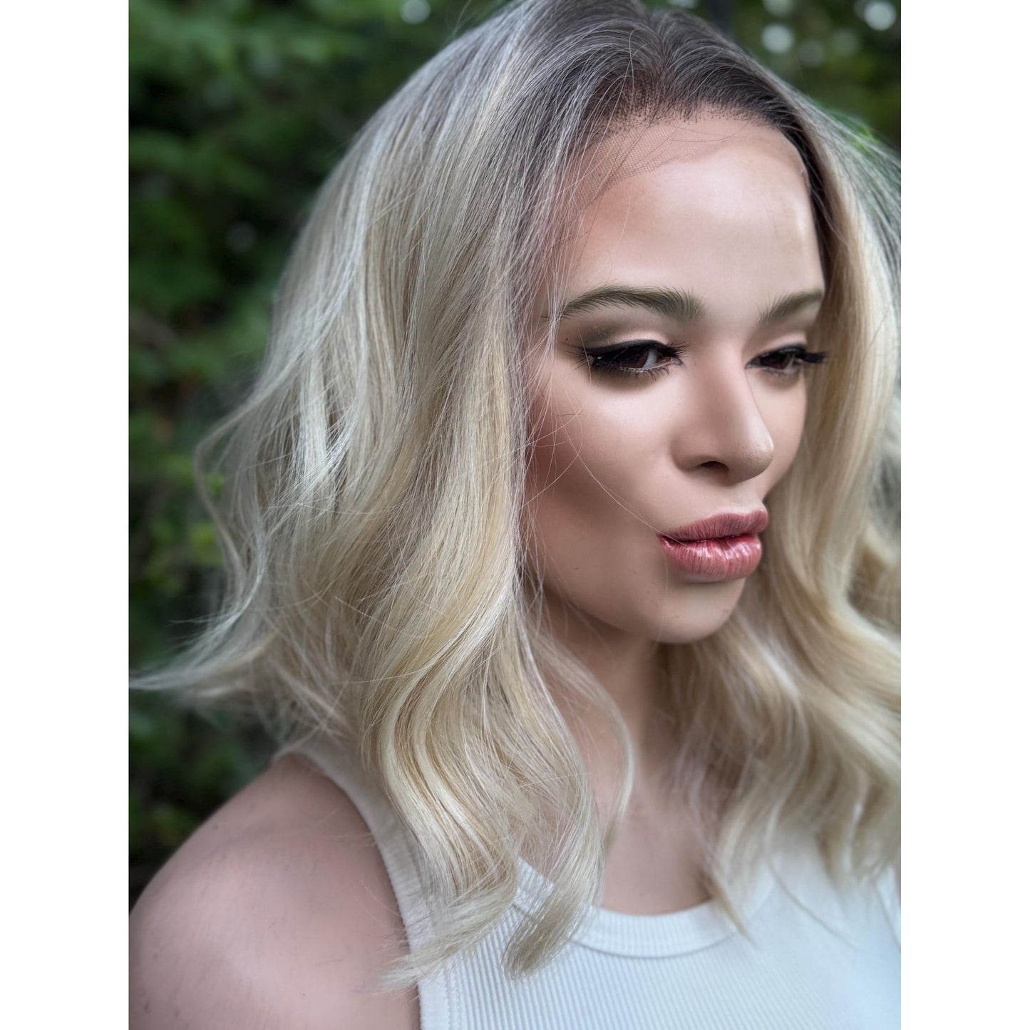 DIXIE Champagne Blonde Bob Wig, 12” Textured Tousled Human Hair Blend Lace Front Wig