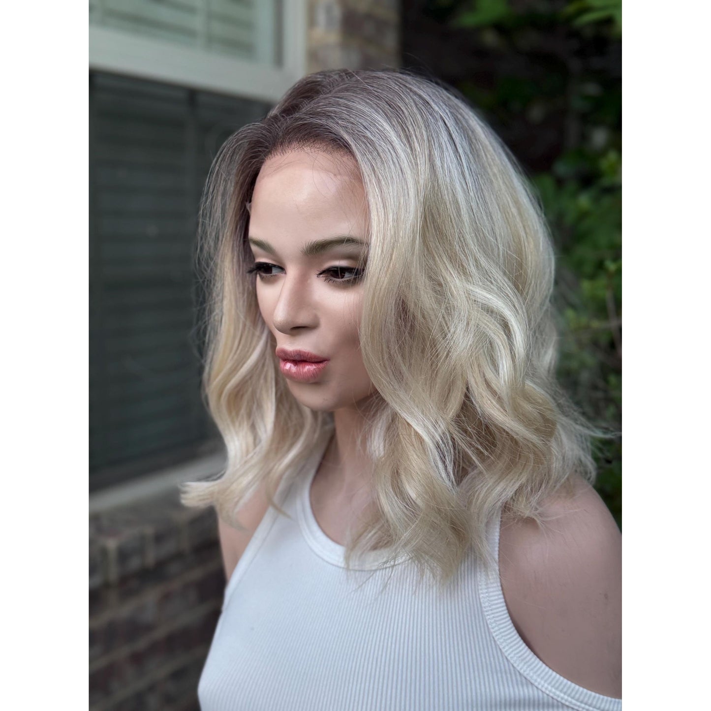 DIXIE Champagne Blonde Bob Wig, 12” Textured Tousled Human Hair Blend Lace Front Wig