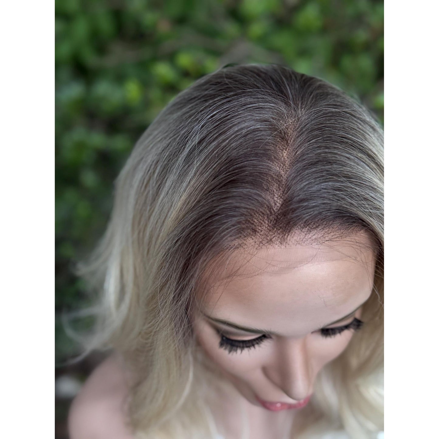 DIXIE Champagne Blonde Bob Wig, 12” Textured Tousled Human Hair Blend Lace Front Wig