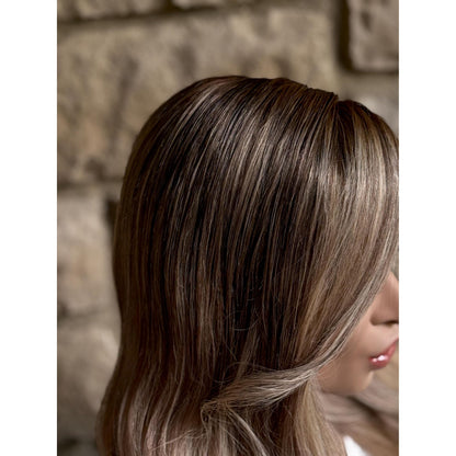 PAIGE Creamy Vanilla Blonde Wig | Ash Brown Soft Natural Roots | HD Invisible Transparent Lace Front | Blond with Balayage | 100% Human Hair, Custom Made to Order